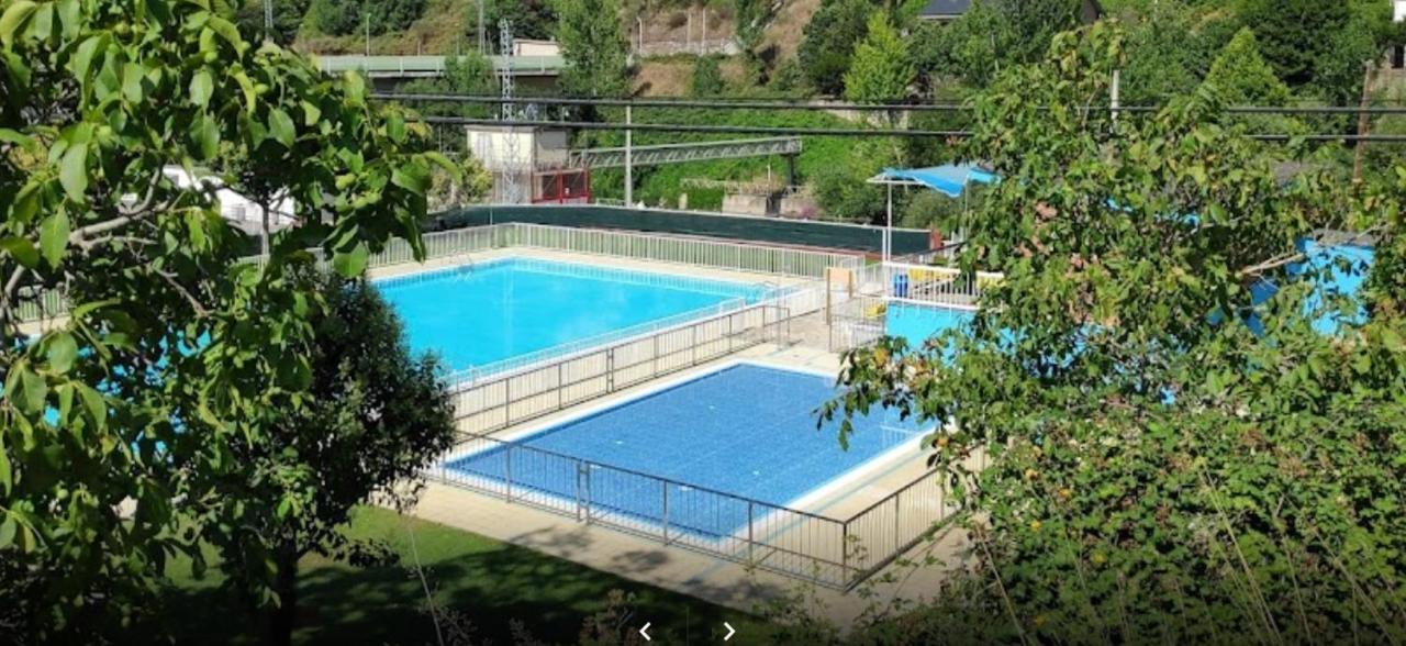 Hostal Cruce Villafranca Del Bierzo Exterior foto
