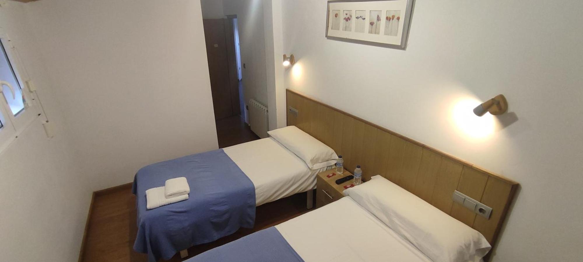 Hostal Cruce Villafranca Del Bierzo Exterior foto